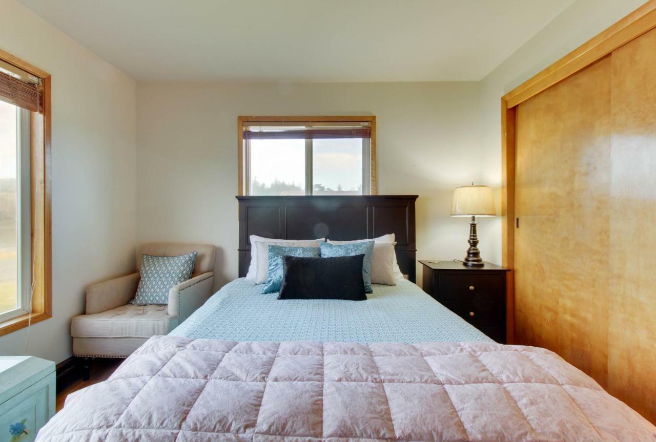 Lopez Island Agate Beach Waterfront Home Islandale ภายนอก รูปภาพ